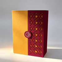 Boîte rigide en MDF à double porte de luxe personnalisée avec plaque signalétique en époxy et découpe laser pour l'emballage de parfums et de bijoux haut de gamme