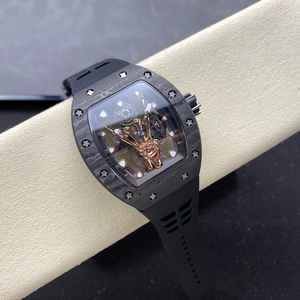 Montre mécanique tendance avec un design squeletté et une finition de haute qualité. - Product Image 3