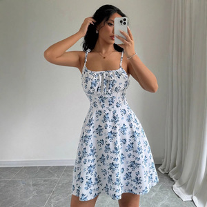 Verano Nueva ropa de mujer Popular <span class=keywords><strong>Floral</strong></span> Correa Vestido corto Cuello cuadrado <span class=keywords><strong>Falda</strong></span> suave - Product Image 4