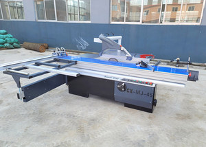 Scie à panneaux coulissante de précision à 45 degrés pour le travail du bois en usine de meubles, prix avantageux, 5,5 kW - Product Image 3