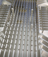 Pièces en alliage de magnésium usinées CNC 5 axes, cadre en aluminium léger, pièces à parois fines pour service d'usinage