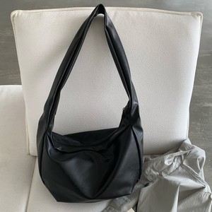 Sac à bandoulière pour femme en cuir souple de style coréen, grande capacité, noir et marron, fermeture éclair, pour le quotidien et les trajets - Product Image 4