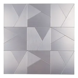 Pronto per la spedizione in acciaio inox spazzolato nel triangolo buccia e bastone in metallo mattonelle Backsplash