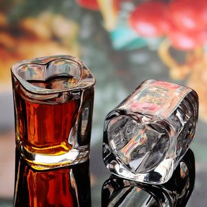 Vasos de <span class=keywords><strong>Tequila</strong></span> Cuadrados Transparentes en Forma de <span class=keywords><strong>Corazón</strong></span> de 45 ml con Base Pesada - Product Image 3