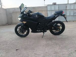 <span class=keywords><strong>Yamaha</strong></span> <span class=keywords><strong>R3</strong></span> Modelo Clásico 400cc, Funciona de Forma Suave, con un Motor Potente y de Alto Rendimiento. - Product Image 3