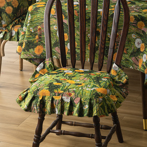 Cojín de Asiento en Forma de Herradura Personalizado Hecho en China, Espuma Viscoelástica Antideslizante, Borde con Volantes Tejidos en Jacquard - Product Image 1