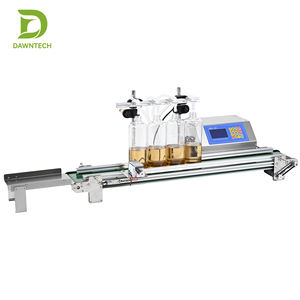 Máquina llenadora automática de 4 cabezales con cinta transportadora para leche, jugo, bebidas, perfume, aceite esencial, vino, loción, tamaño pequeño - Product Image 1