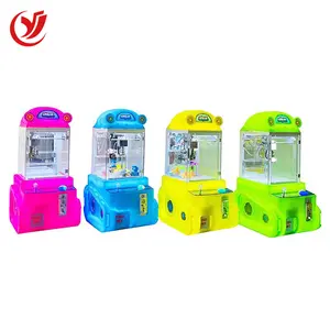 Bán buôn funpark Đồng tiền hoạt động đồ chơi Thế giới mini Claw máy đồ chơi Quà Tặng Búp Bê Grabber Arcade Crane Claw giải thưởng Máy bán hàng tự động