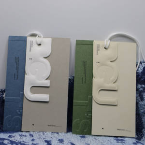 カスタム ファッション デザイン ロゴ ブランド名 立体 プレス加工 高品質 高級 衣類タグ 下げ札 - Product Image 2