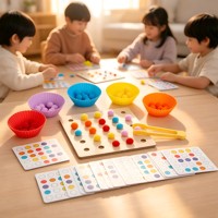 Juego de Clasificación de Colores de Madera con Pompones, Juguete Educativo para Desarrollar Habilidades Motoras Finas, para Niños de 2 a 4 y 5 a 7 Años, Juguete Unisex para Jardín de Infancia