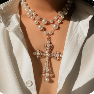 Set di 2 Collane con Croce e Perle Sintetiche Cave Vistose da Uomo, Girocollo Maschile di Tendenza per Tutti i Giorni, Gioielli alla Moda da Regalare - Product Image 1