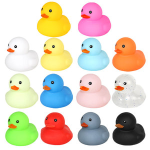 Pato de Goma Personalizado con Logotipo y Forma, Juguete Flotante para Baño de Niños, Pato Sonoro, <span class=keywords><strong>Regalo</strong></span> <span class=keywords><strong>Promocional</strong></span> al por Mayor - Product Image 5