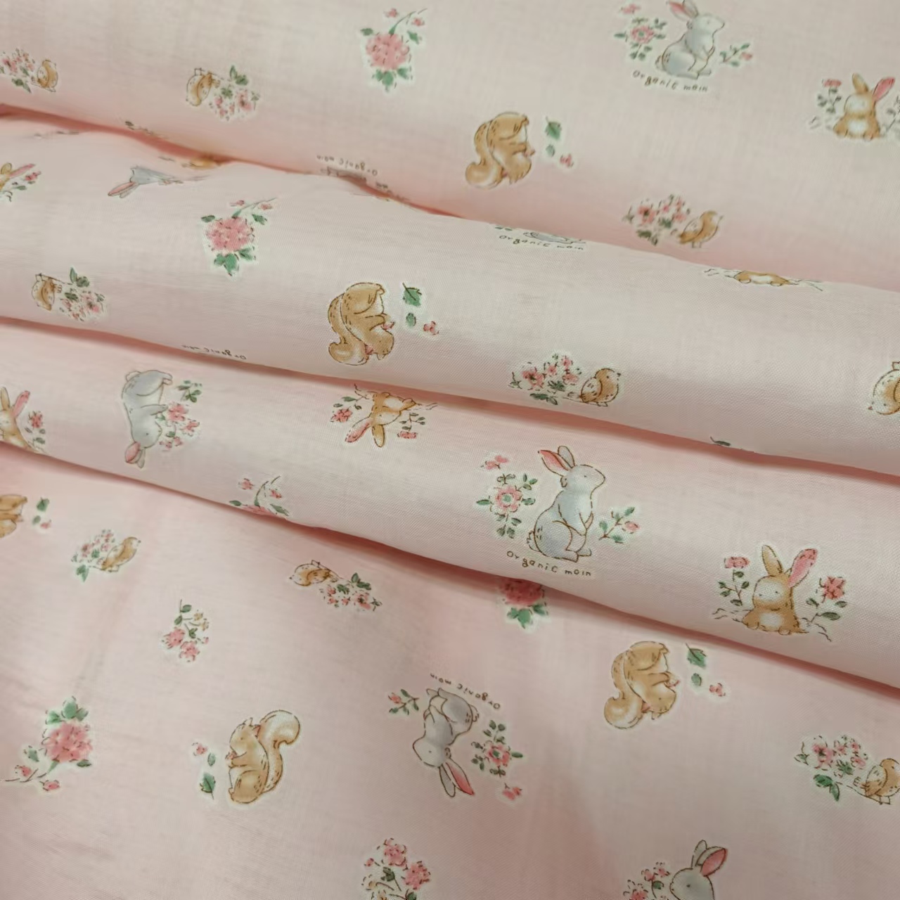 100% Cotton Double Gauze Print Sateen Fabric Woven Textile Raw Material for Pillow Cover Dress