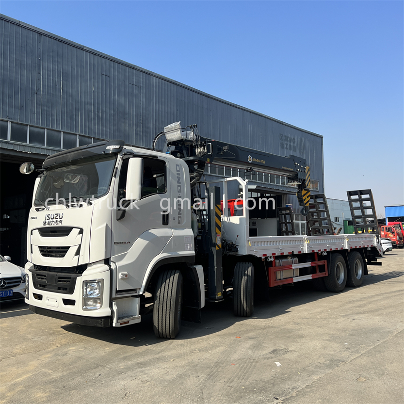 12Ton Hydraulic Articulated Crane with LED Work Light & Emergency Stop System