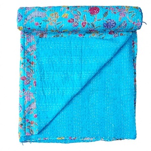 Vente en gros de couvre-lits Kantha imprimés faits main, réversibles, vintage, écologiques, toutes saisons, double taille, 100% coton biologique - Product Image 1