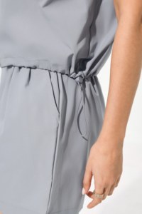 Completo da donna 2 pezzi tinta unita con felpa con zip a un quarto e pantaloncini con coulisse, traspirante, per yoga - Product Image 5