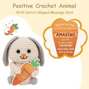 Mini lapin en peluche au crochet pour le soutien émotionnel, un cadeau de remise de diplôme pour la meilleure amie de votre fille - Product Image 5