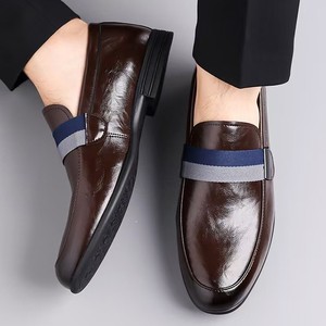 Mocassins en cuir pour hommes à bout rond, semelle extérieure en caoutchouc, tendance automne, décorés de bandes, chaussures décontractées - Product Image 2