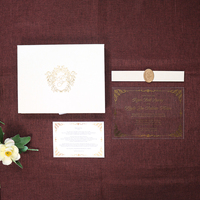 Invitation de mariage à couverture rigide avec impression photo personnalisée, estampage à chaud doré, invitation en acrylique transparent avec sceau de cire et pompon