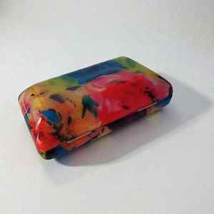 กระเป๋าคลัทช์เรซิ่นน้ำหนักเบาระดับพรีเมียมสำหรับผู้หญิง ด้วยวัสดุที่ทนทาน ดีไซน์สีสันโดดเด่นไม่ซ้ำใคร - Product Image 3