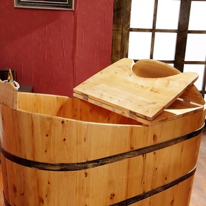 Moderna Vasca da Bagno a Botte Autoportante per Una Persona in Legno di Cedro con Doccia Idromassaggio per Interni Design con Scarico per Uso Alberghiero - Product Image 6