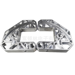 กล่องควบคุมอะลูมิเนียมอัลลอยด์ CNC ขัดเงา ความแม่นยำสูง กล่องหุ้มอุปกรณ์อิเล็กทรอนิกส์แบบกำหนดเอง - Product Image 1