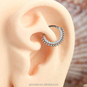 Giometal ASTM F136 titanio frente completo Gemmed Prong Set Clear Beaded Helix Daith Septum Clicke cartílago Piercing nariz joyería - Product Image 3