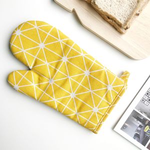 Vente en gros de gants de four en coton et lin antidérapants et résistants à la chaleur pour la cuisson, la pâtisserie, la grillade et le barbecue - Product Image 4