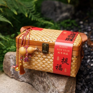 Sac de soleil féminin en bambou, sac panier en bambou, sac tissé vintage fait main en bambou - Product Image 3