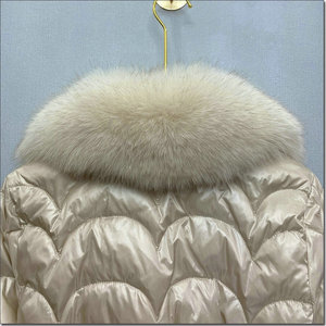 TISSU DE MANTEAU EN DUVET Personnalisé 100% POLYESTER COL RENARD et VISON Veste rembourrée en duvet Veste en plumes Veste en duvet Veste en fourrure - Product Image 6