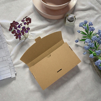 Petit carré ondulé papier carton dossiers boîte gaufrage UV pour emballage sous-vêtements chaussettes culotte T-Shirt autres petits produits