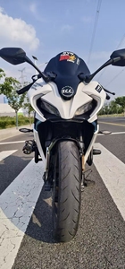 Hot <strong>Sale</strong> CFMOTO 250SR ABS 250cc Bike - TFT Dashboard, Water-Cooled, Perfect <strong>for</strong> New Riders | Wholesale - Product Image 2