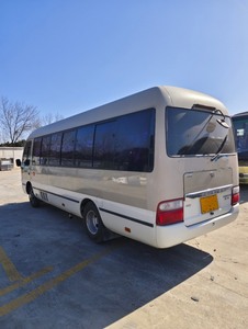 รถบัสโดยสารมือสอง 20 ที่นั่ง ยูโร 2 เครื่องยนต์เบนซิน พวงมาลัยซ้าย สภาพพรีเมียม สำหรับขาย - Product Image 3