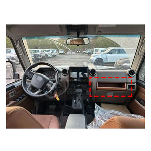 Adecuado para el almacenamiento en el tablero de los modelos Land Cruiser LC70, 78, 76 y 71 de las series 2007-2025. - Product Image 1