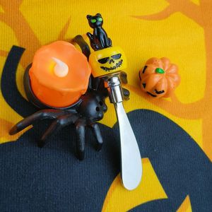 Halloween Pumpkin Head Butter Knife With Resin Cat And Spider Candle Holder Indoor Decoration - Product Image 1