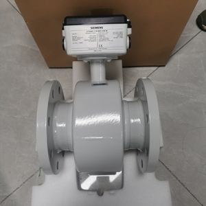 เซมิคอนดักเตอร์ DN200 8 นิ้ว 7ME6520-4PB13-2AA1 เครื่องวัดการไหลแบบแม่เหล็กไฟฟ้า DN200 <span class=keywords><strong>SITRANS</strong></span> <span class=keywords><strong>FM</strong></span> <span class=keywords><strong>MAG</strong></span> 5100 W เซ็นเซอร์วัดการไหล สินค้าใหม่จากสต็อก - Product Image 4