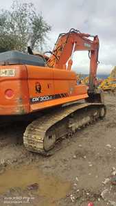 Excavatrice sur chenilles d'occasion Doosan DH300LC DX300, 30 tonnes, bon état, moteur Doosan, pompe hydraulique KYB, marteau hydraulique certifié CE - Product Image 3