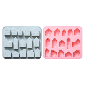 Moules à gâteau en silicone antiadhésifs sur le thème de la maison, de qualité alimentaire, réutilisables, mignons, en silicone magnétique pour chocolat, bonbons et glaces DIY - Product Image 1