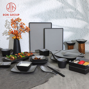 Apanese-<span class=keywords><strong>vajilla</strong></span> de <span class=keywords><strong>melamina</strong></span> para restaurante, platos redondos de sushi y cuencos cuadrados de alta calidad, color gris y negro - Product Image 1
