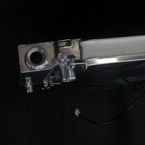 Radiatore in alluminio personalizzato ad alte prestazioni adatto a BWM E36 Z3 M44 M42 1987 manuale-2000 - Product Image 5