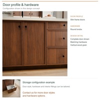 Meuble de cuisine sur mesure avec îlot, portes en bois massif style Shaker et rangement coulissant, structure en MDF
