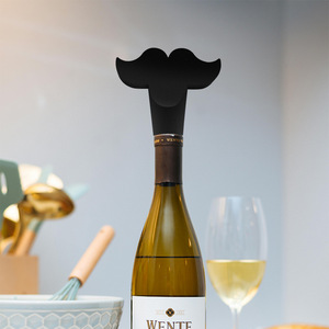 Tappo per Vino a Forma di Barba Nera, Sigillante Sottovuoto, Sicuro e Antigoccia per Uso Domestico - Product Image 1