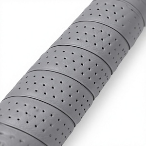 Bande adhésive perforée grise pour batte de baseball, avec logo imprimé sur mesure, antidérapante, pour le baseball et le softball. - Product Image 5