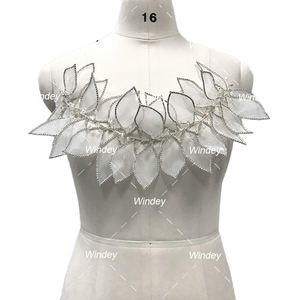 ชุดเดรสคริสตัลลาย3D ดีไซน์ใหม่สำหรับงานตัดเย็บประดับด้วยพลอยเทียมประดับคริสตัลและไข่มุกดีไซน์ใหม่ล่าสุด - Product Image 6