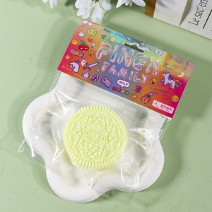 Venta Directa de Fábrica al por Mayor: Juguete Blandito Único de TPR con Forma de Galleta, Regalo de Recuperación Lenta, Juguete Antiestrés de Hámster para Apretar - Product Image 4