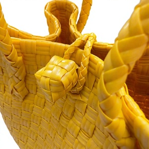 Handmade Yellow Woven <b>Plastic</b> <b>Tote</b> Bag Eco Friendly Summer Beach Handbag Durable Custom Market Shopping Shoulder Bag For Women - Product Image 6