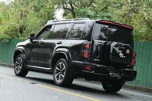 根据车型，哈弗H9的前大灯侧灯具有清晰的照明，可手动打开。 - Product Image 5