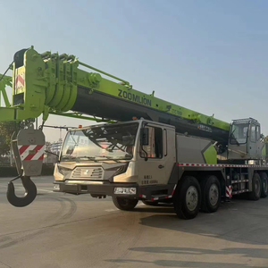 Grúa sobre Camión Zoomlion ZTC700T de 70 Toneladas de Segunda Mano, Solución de Elevación Confiable, Alta Eficiencia, Impulsada por Motor Weichai - Product Image 1