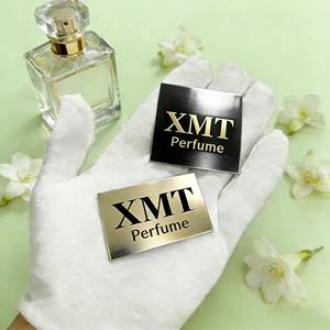 Autocollant métallique personnalisé en relief, durable et résistant à l'huile, étiquette métallique 3D pour l'emballage de flacons de parfum, autocollant en feuille d'aluminium - Product Image 5
