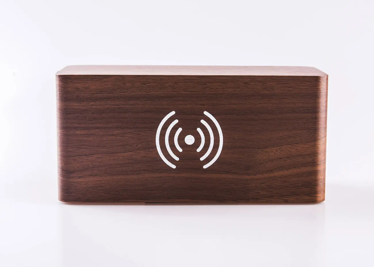 इलेक्ट्रॉनिक ध्वनि नियंत्रण वायरलेस चार्जिंग स्मार्ट एलईडी डिजिटल लकड़ी के बांस घड़ी अलार्म कैलेंडर समय लकड़ी वायरलेस चार्जर
